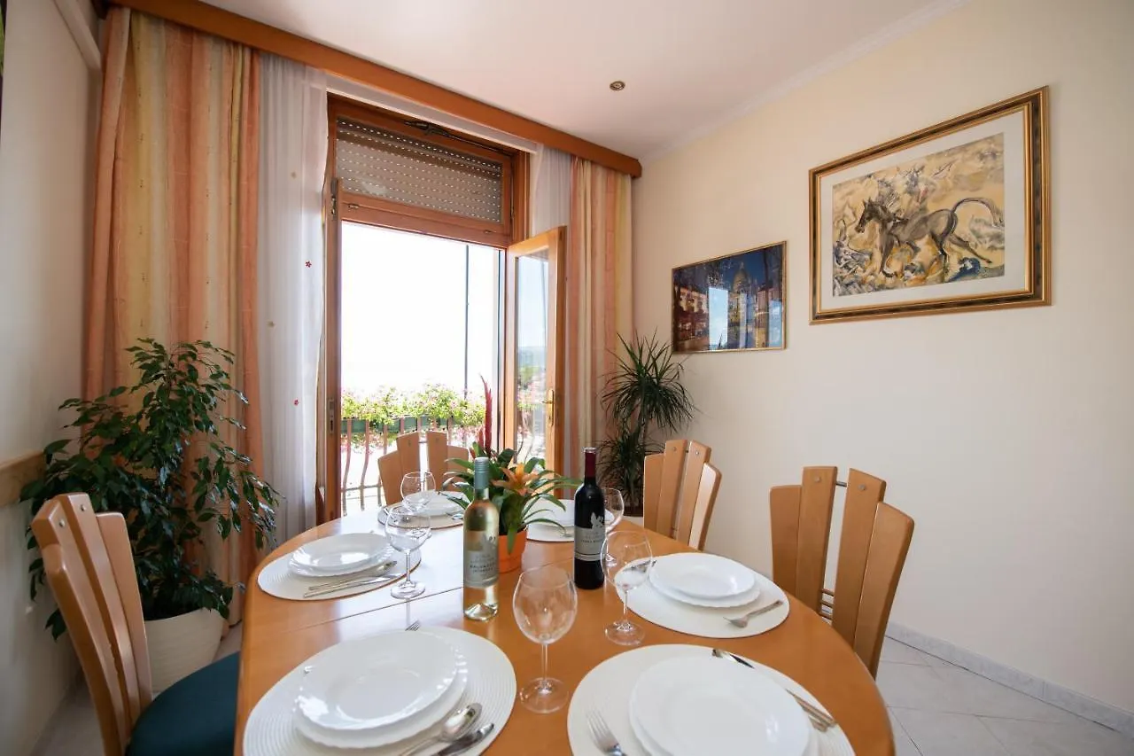 Apartment Opatija Slatina Beach