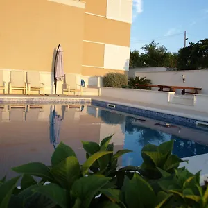 https://villa-plano.hotels-in-trogir.com