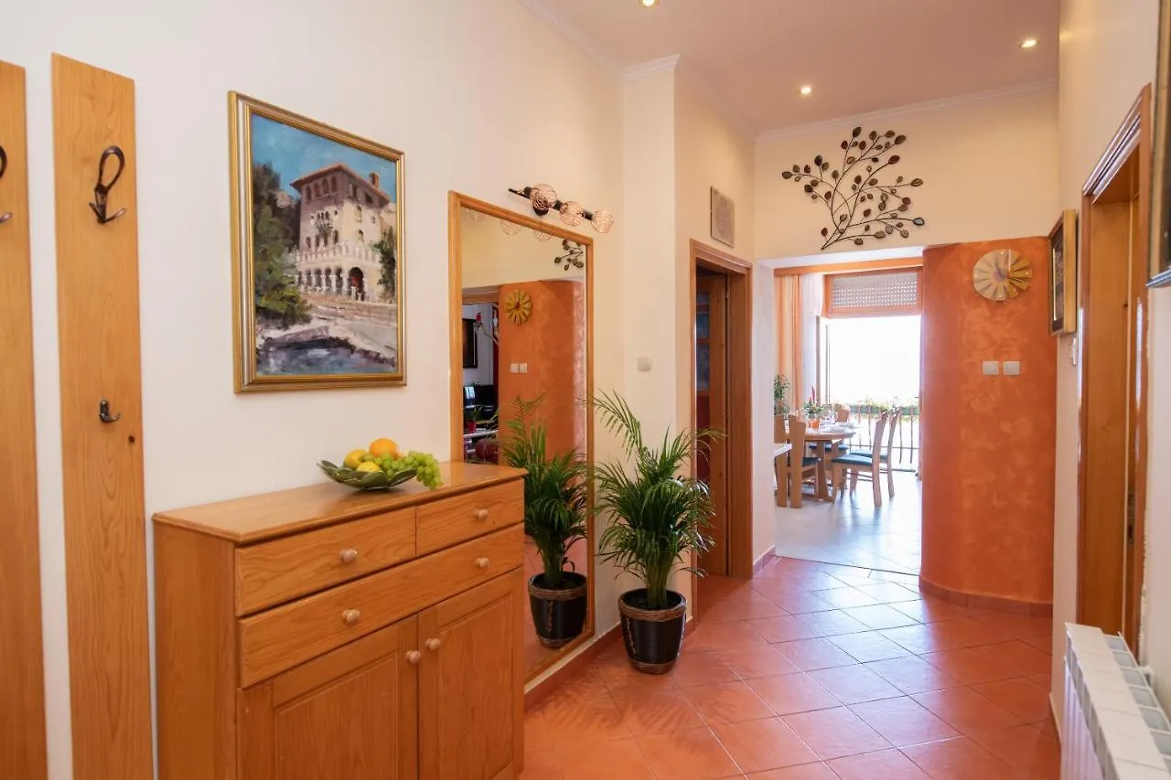 Apartment Opatija Slatina Beach